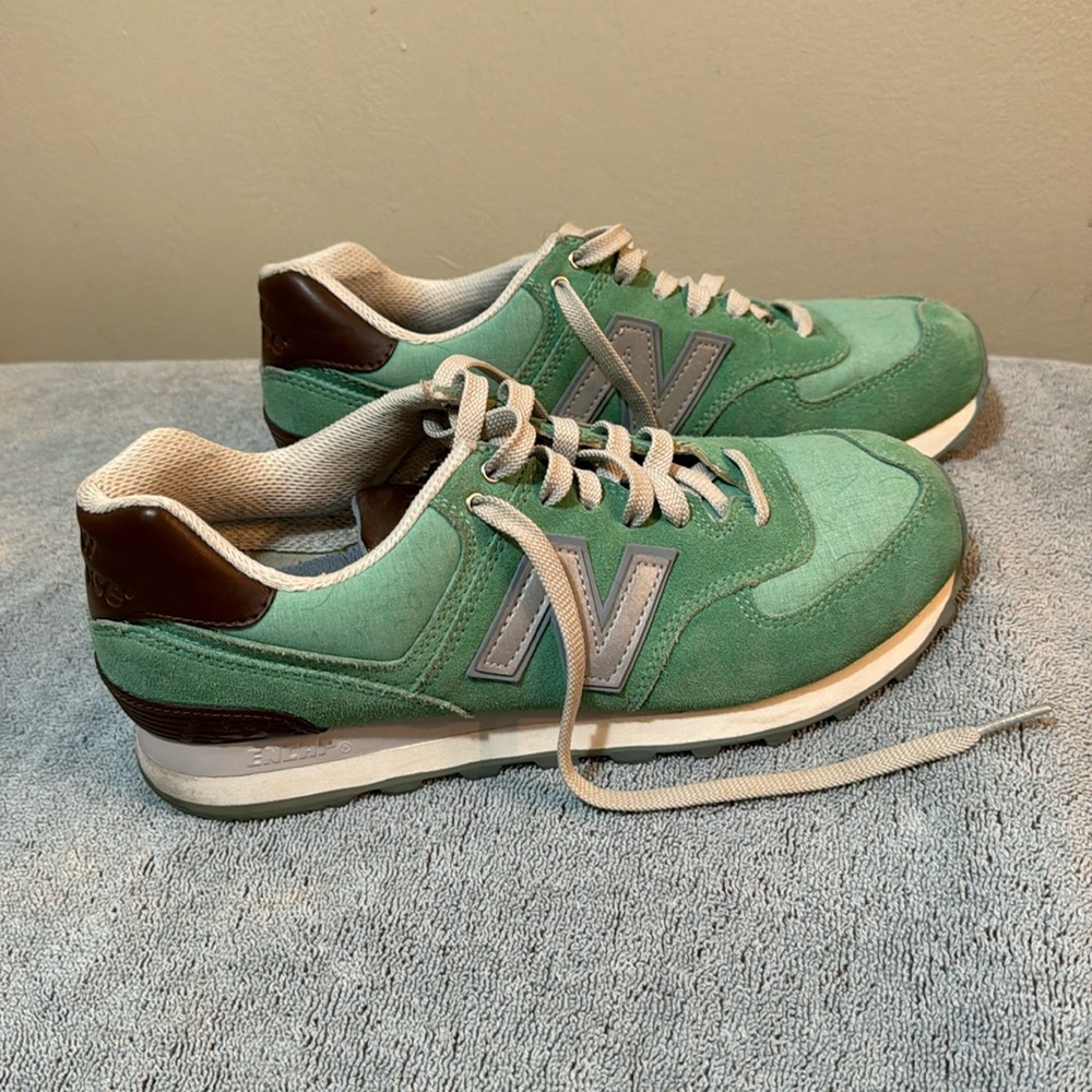 New Balance 574 Women’s Size 8